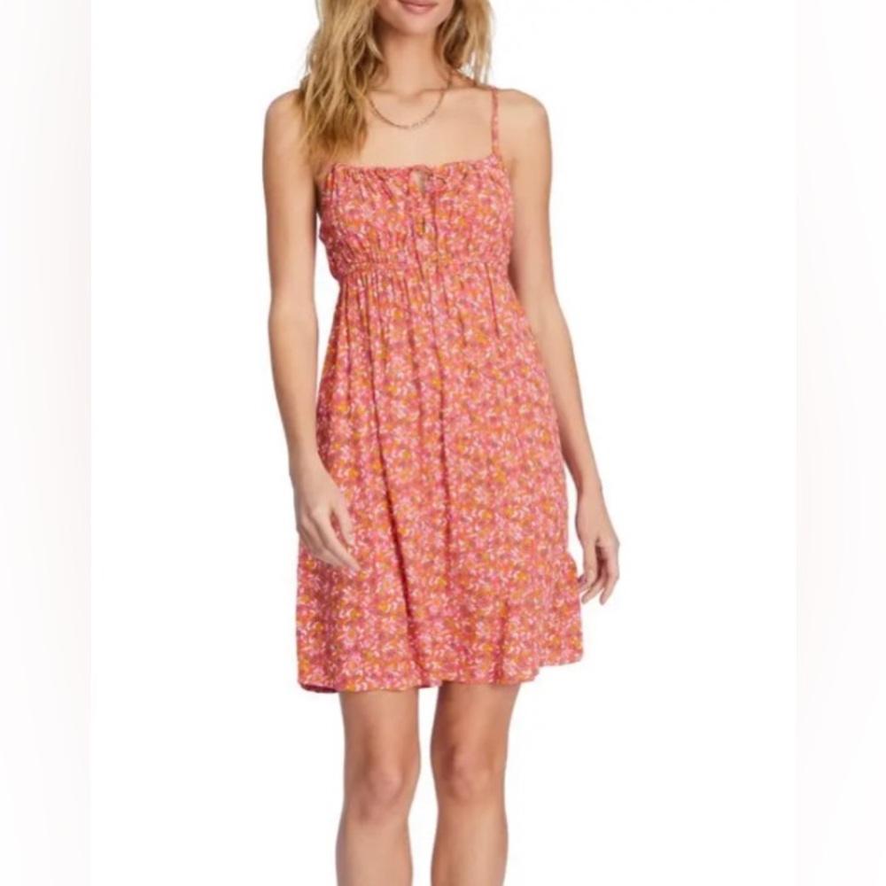 NEW Billabong Floral Dress. Large